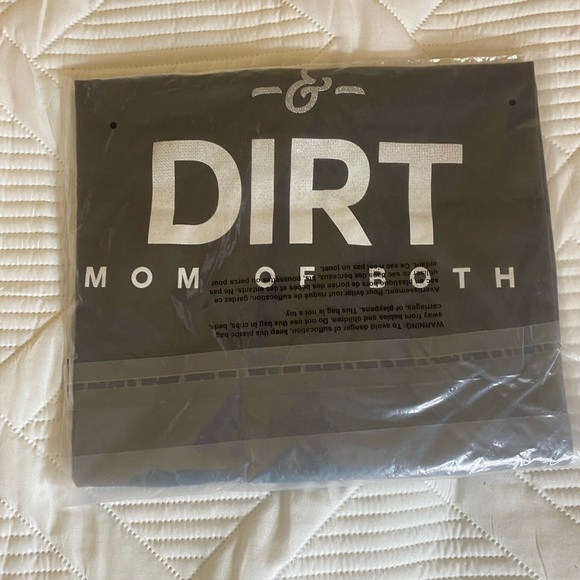 Maurice’s Glitter And Dirt Graphic Tee 2X - Picture 3 of 7